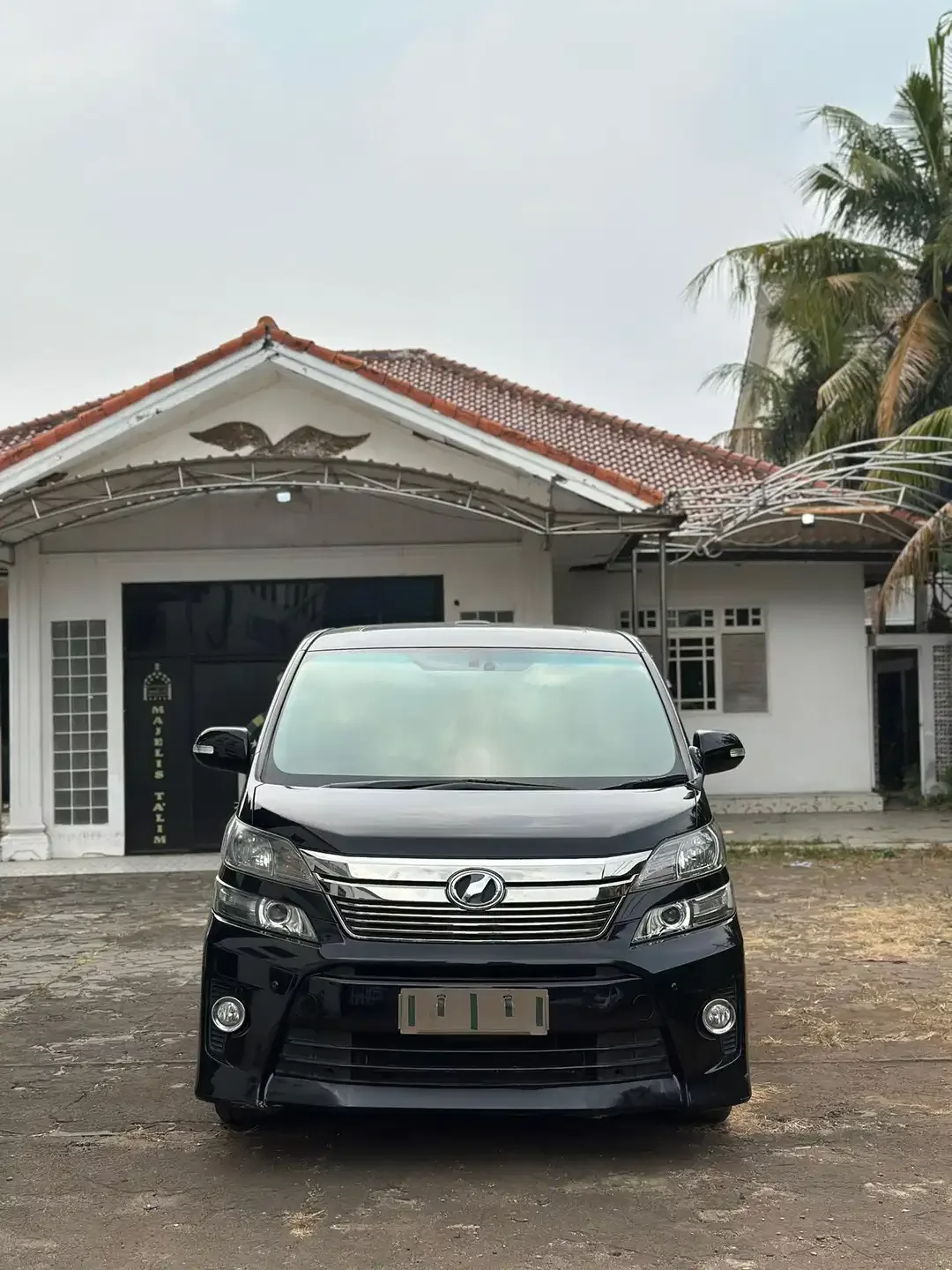 TOYOTA VELLFIRE ZG CBU 2013 (dp 15jt) - Image 2 of 10