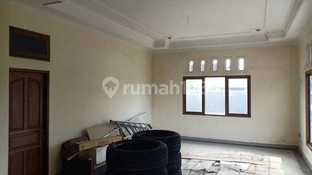 Ruko Lebar plus Gudang di by pass Soekarno Kediri Tabanan - Image 4 of 4