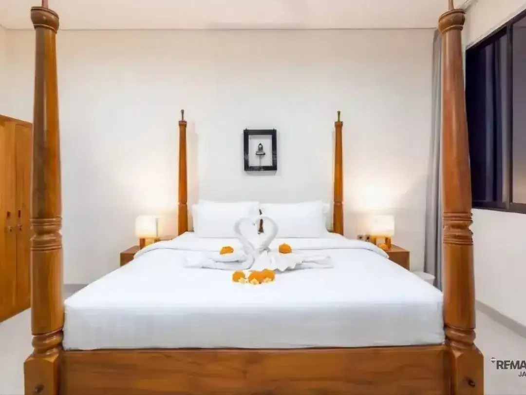 Modern 6 Bedroom Villa Dijual, di Padang Linjong Canggu - Image 6 of 10