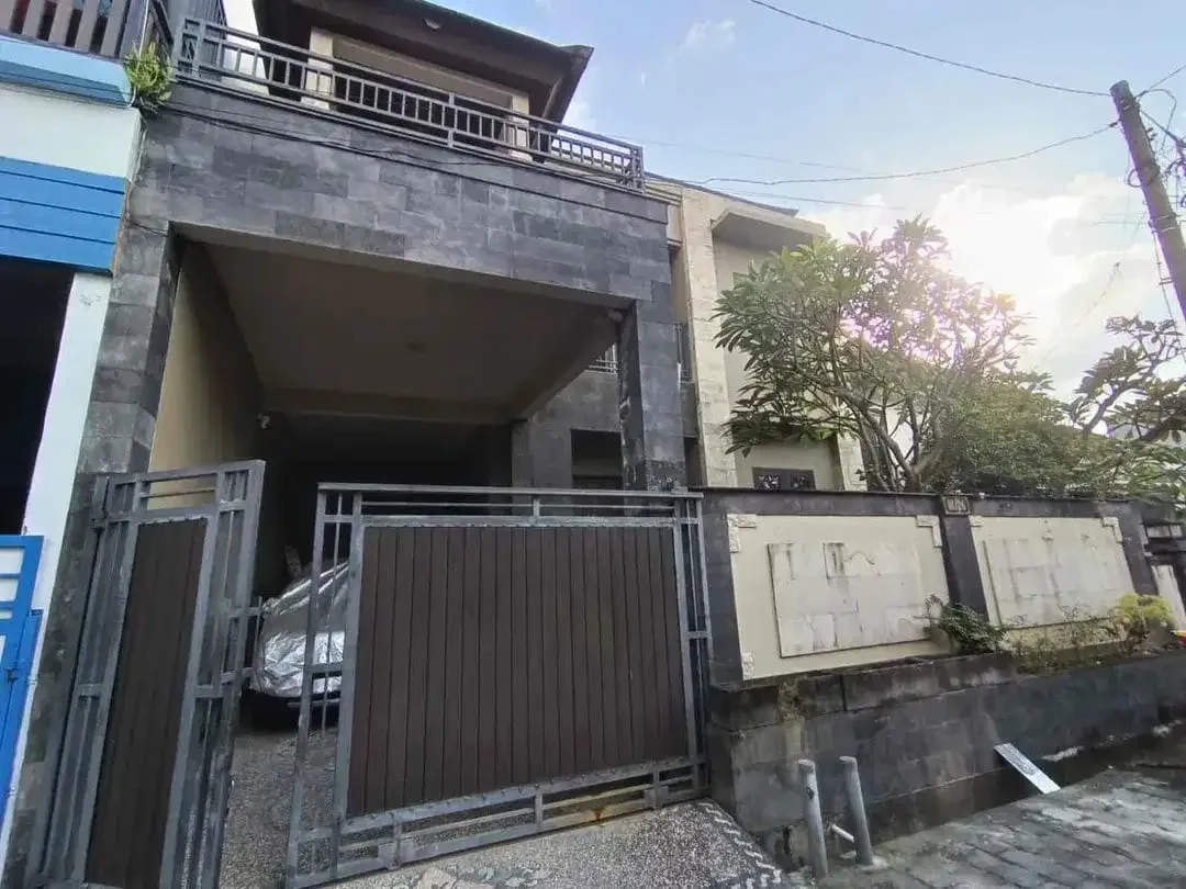 DISEWAKAN 4BR Semi Villa View Sawah & Gunung – Dekat Sanur, - Image 3 of 8