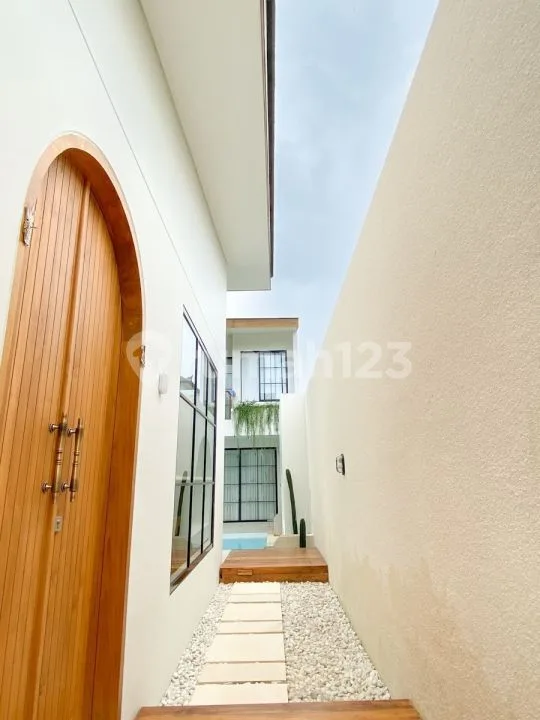 Di Jual Villa Luxury Lokasi di Kutat Lestari Sanur Bali - Image 3 of 4