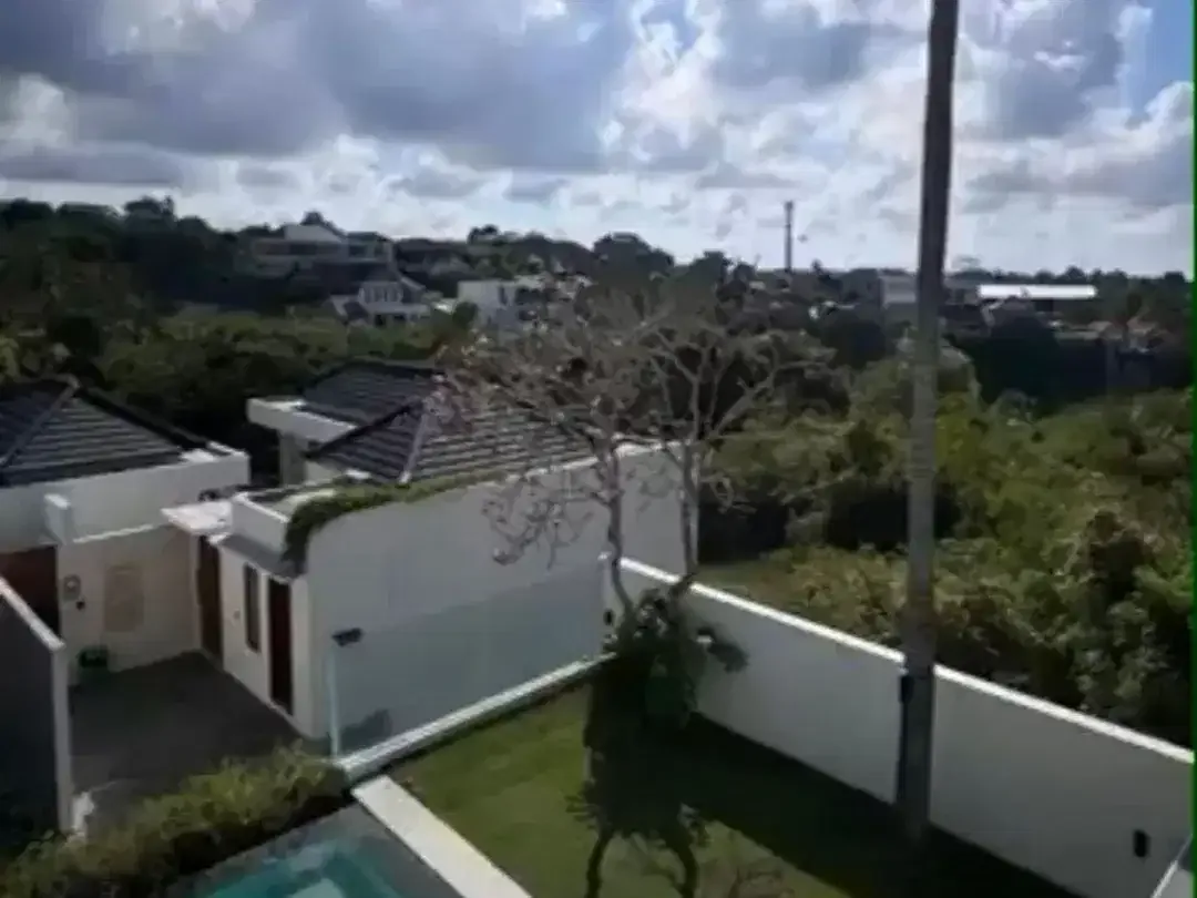 EXCLUSIVE VILLA FOR SALE - Image 10 of 10