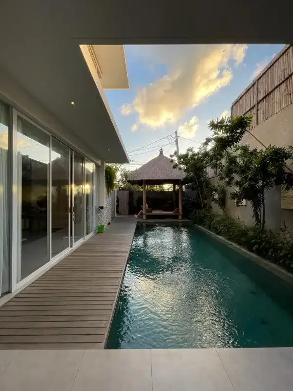 3 BEDROOMS VILLA IN SEMINYAK - Image 5 of 10