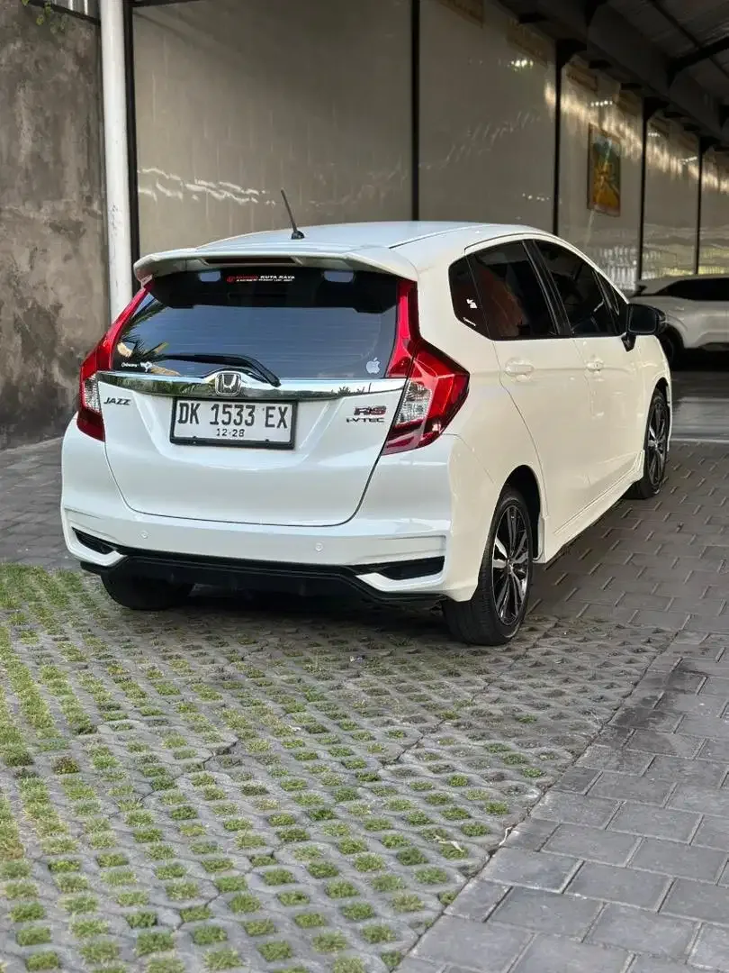 JAZZ RS 2018 MANUAL ASLI BALI LOW KM ISTIMEWA SIAP PAKAI - Image 3 of 10