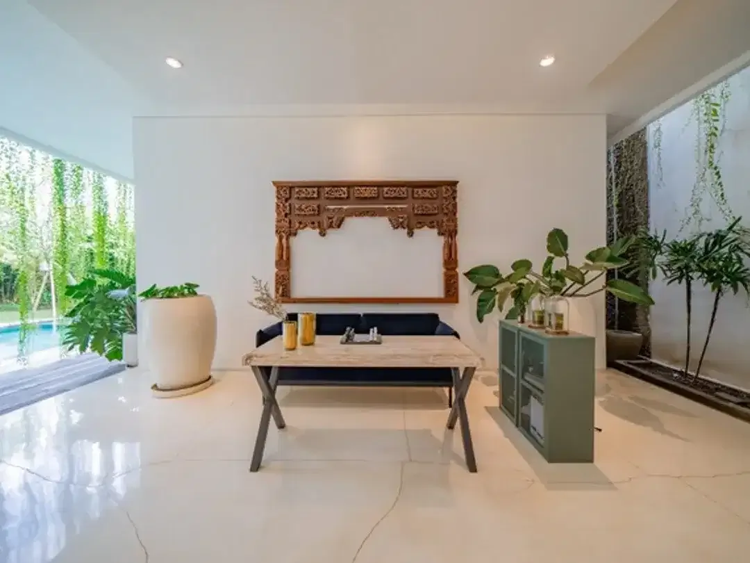 Luxury Villa For Sale in Umalas - Image 3 of 10