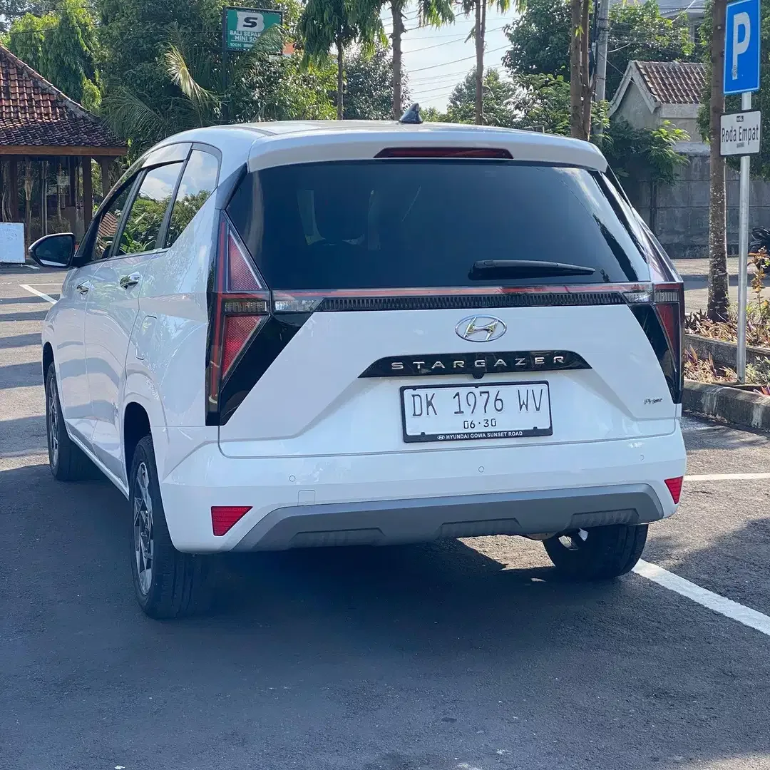 Hyundai Stargazer Prime 1.5 AT - 2022 - Image 4 of 9