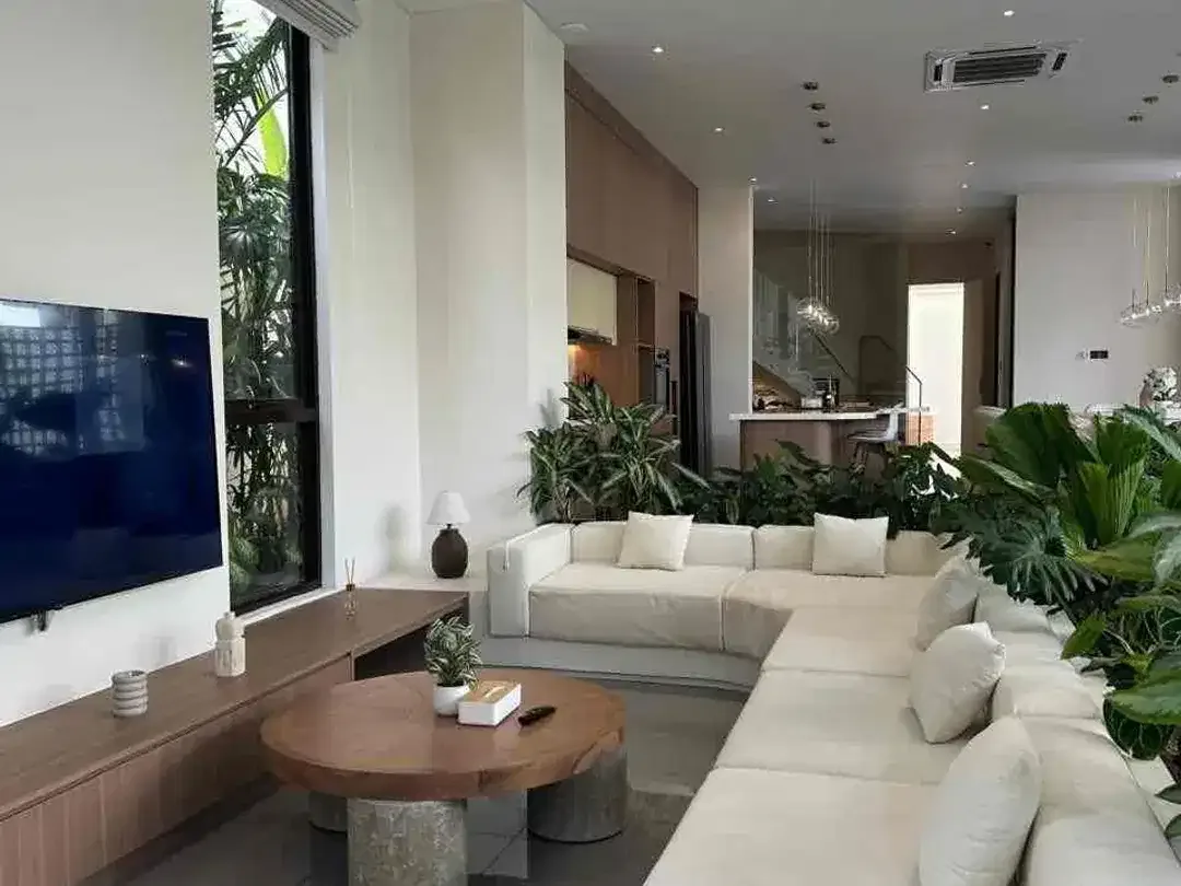 For sale Brand new villa near Sunset road.
This modern luxury villa by lumbung architect - Image 4 of 10