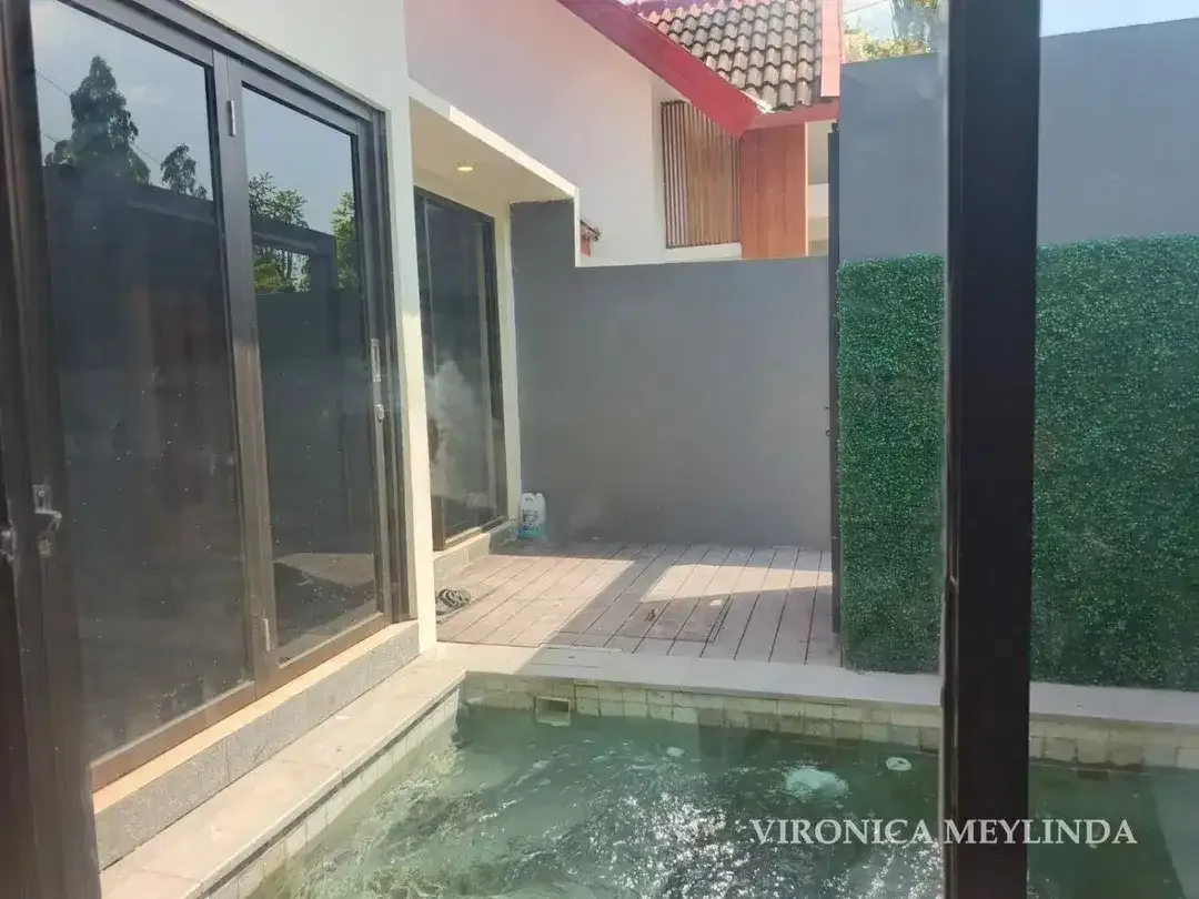 RUMAH FULLY FURNISHED DIJUAL – AREA CANGGU. - Image 7 of 8