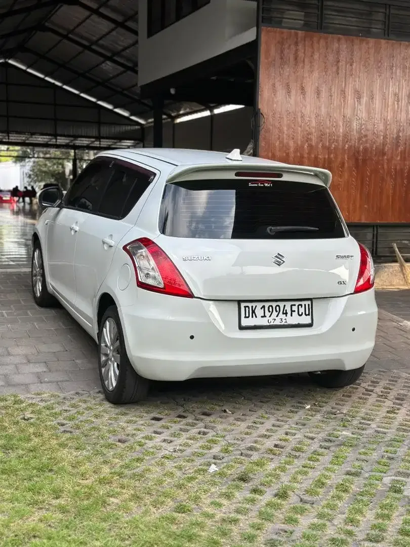 SWIFT GX 2014 MATIC LOW KM ISTIMEWA TERIMA DK - Image 4 of 10