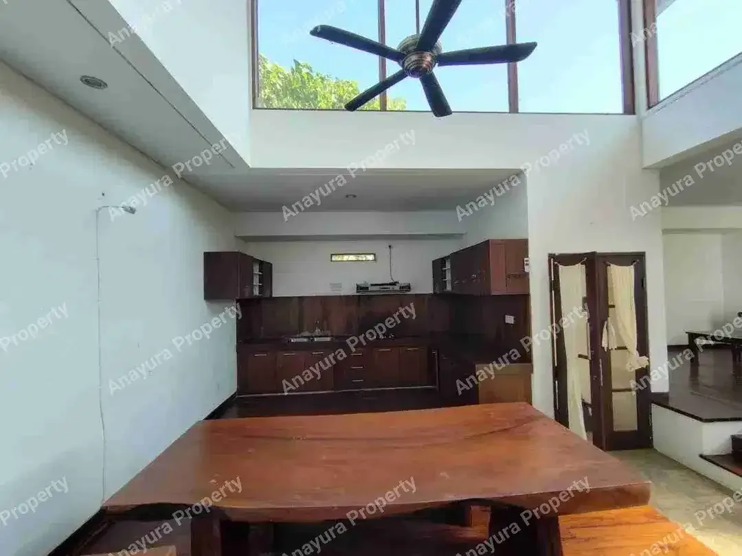Villa 3BR Sanur Dekat Pantai - Image 3 of 10