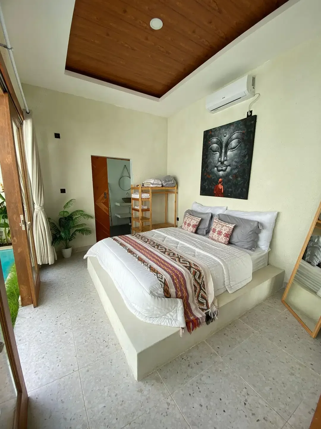 FOR RENT VILLA 1 BR FURNISHED KAWASAN STARTEGIS DI AREA JIMBARAN - Image 5 of 9
