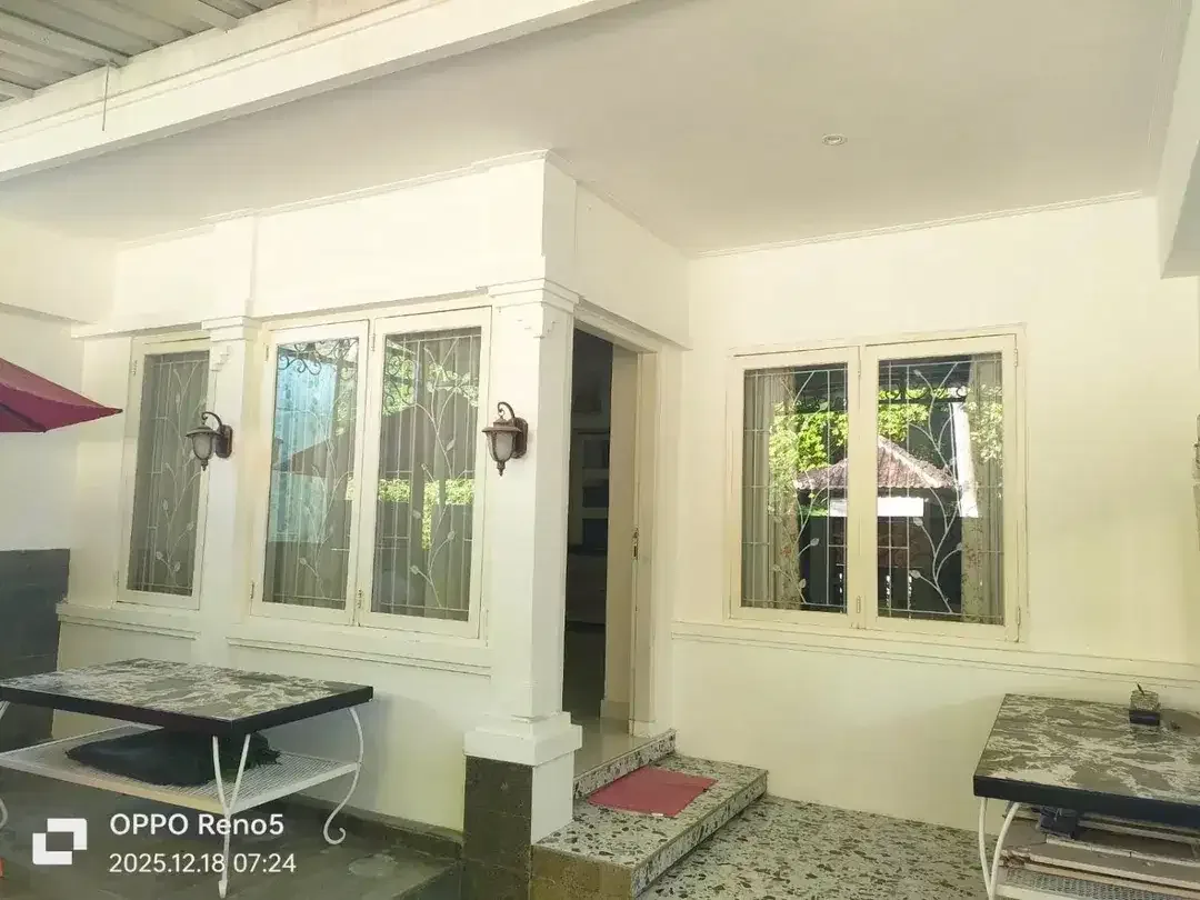 KESEMPATAN LANGKA RUMAH DUA KAMAR MANDI AREA PECATU - Image 1 of 10