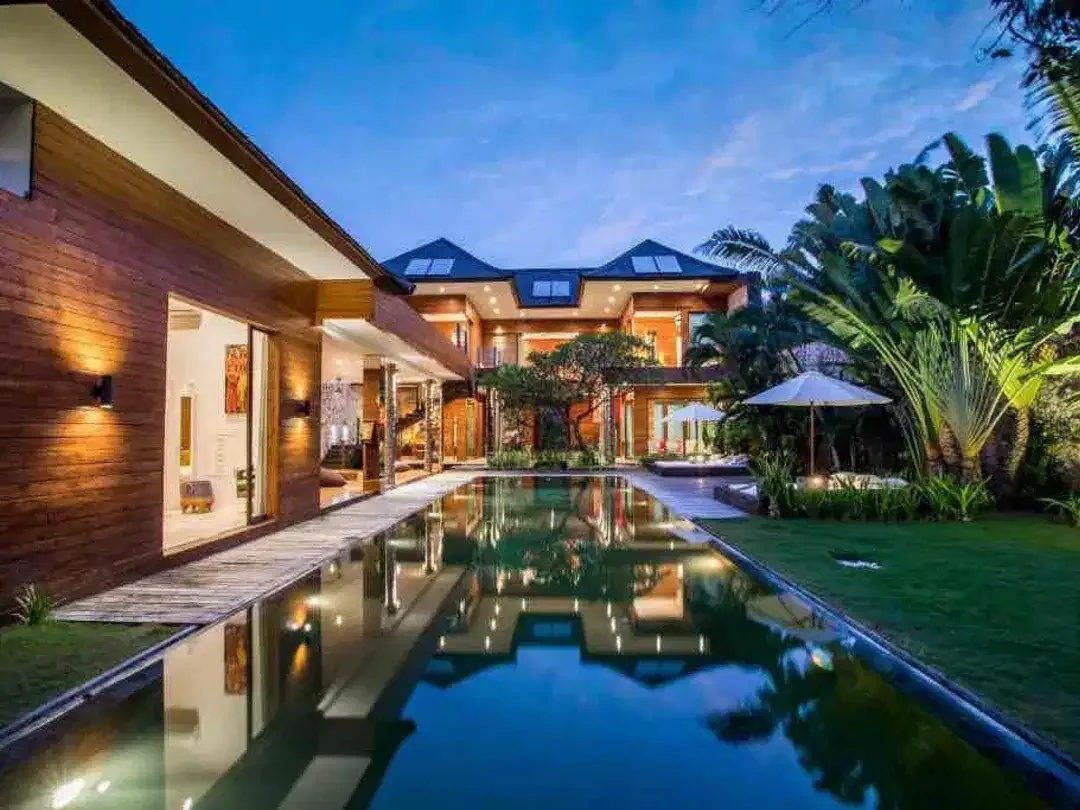 FOR SALE VILLA MODERN SEMINYAK 4BR - Image 10 of 10