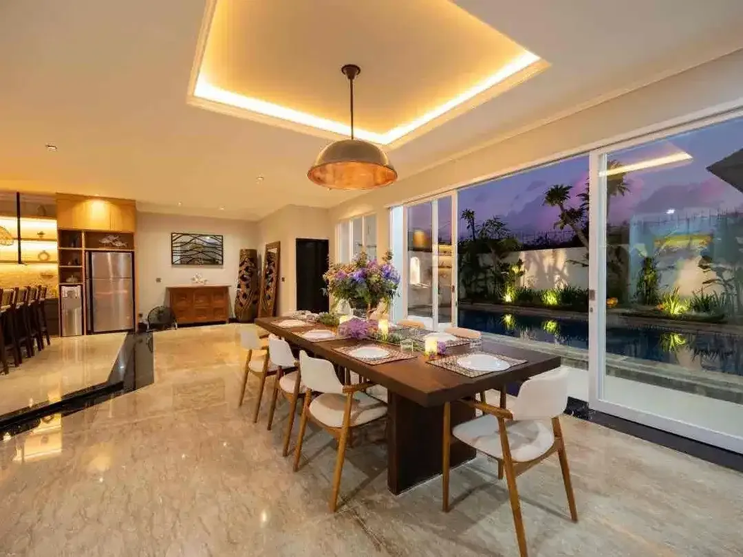 LUXURIOUS 3-STOREY FREEHOLD VILLA WITH POOL & BALCONY – JIMBARAN, BALI - Image 5 of 10