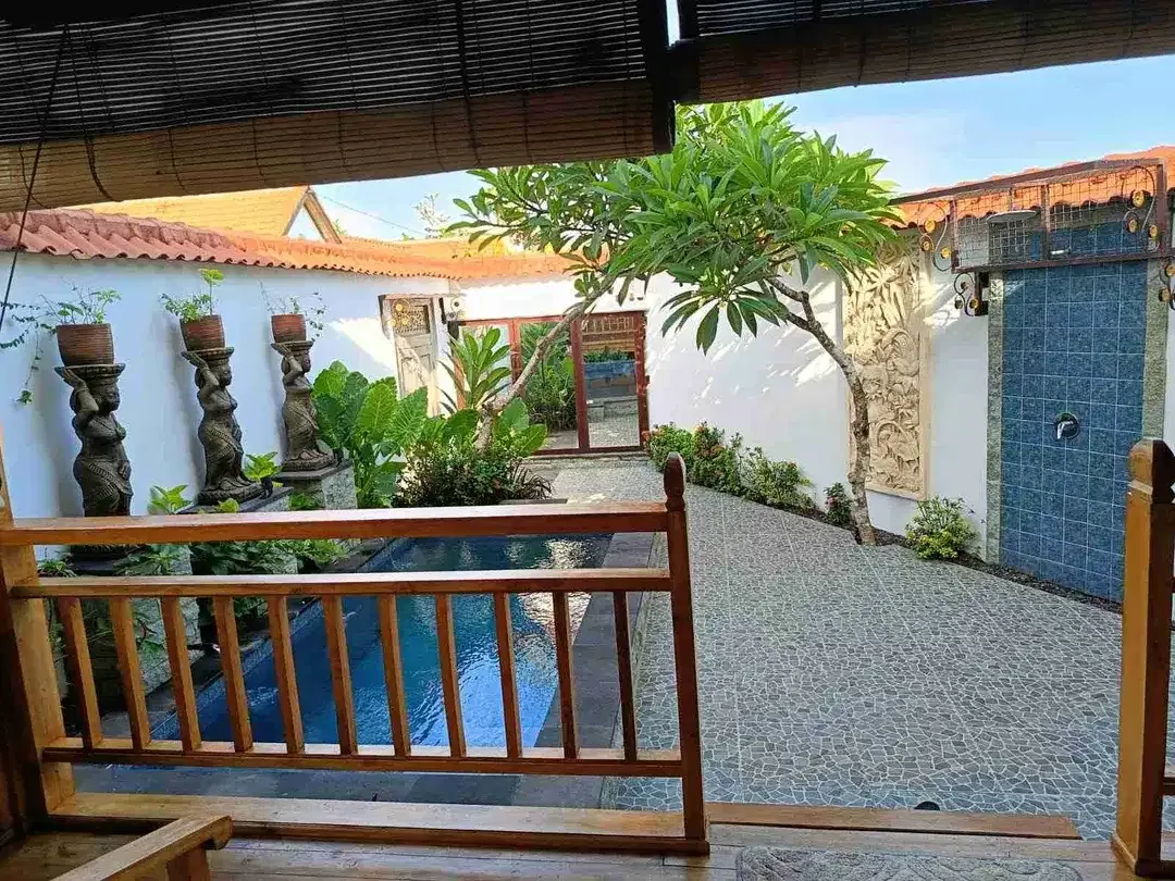 villa kayu jalan penyaringan Sanur bali - Image 1 of 10