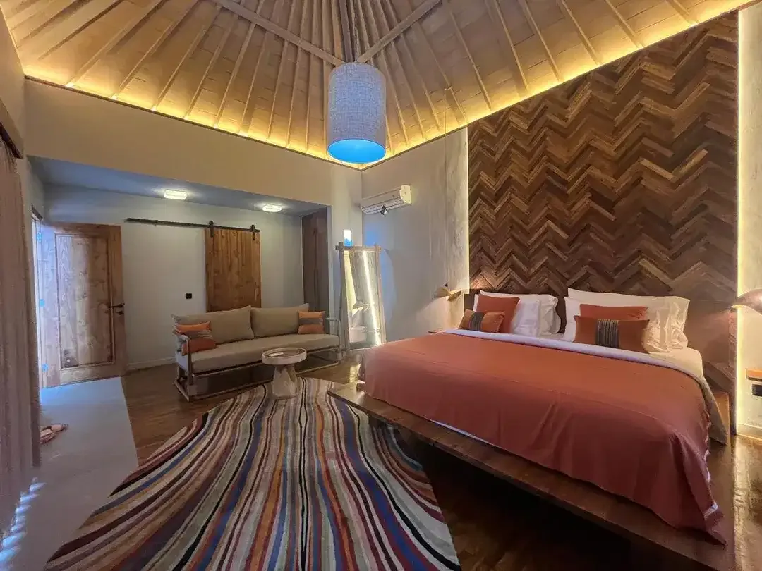 Vila Eksklusif dengan Private Pool di Seminyak - Image 3 of 10