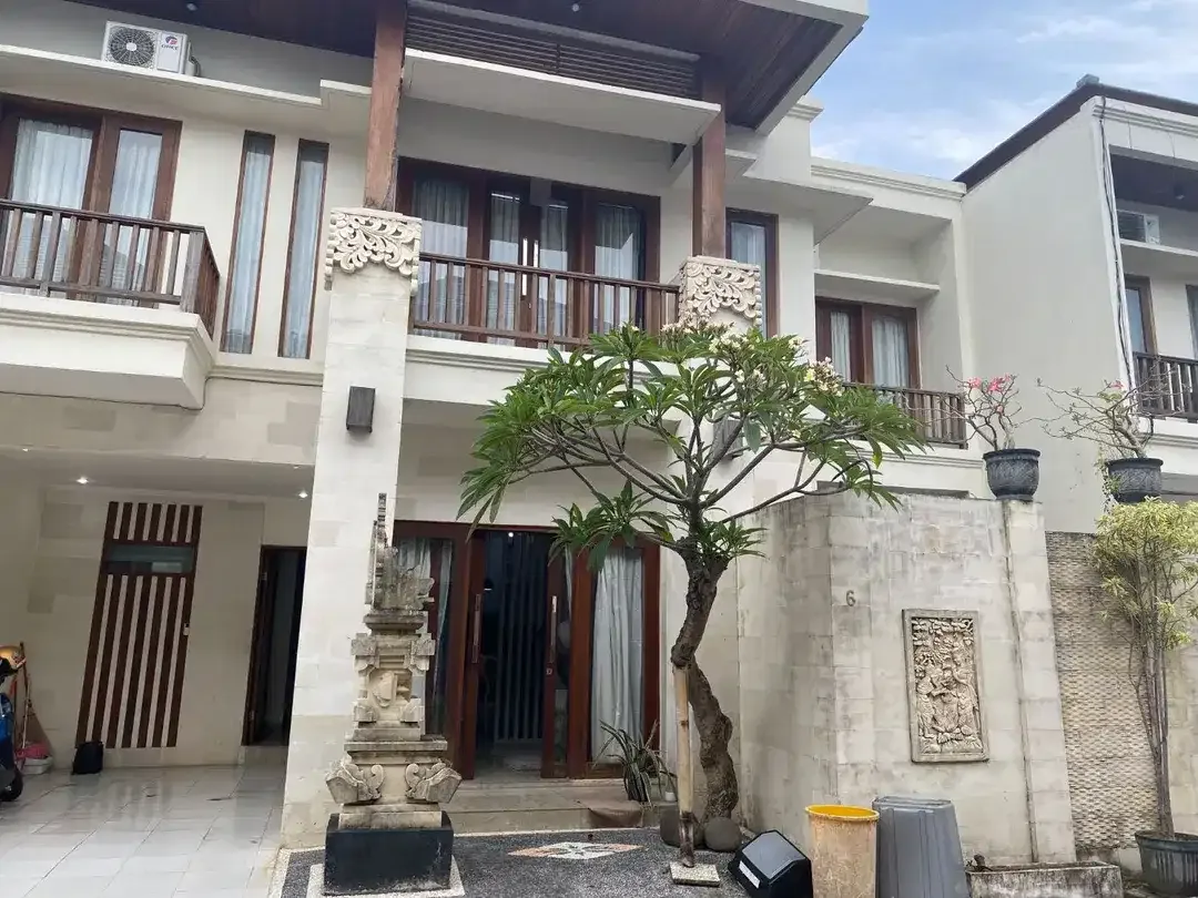ID:H-132 Disewakan Rumah Renon Denpasar Bali Dekat Panjer Sanur Sesetan Kuta - Image 1 of 10