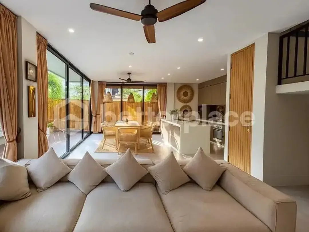 Modern Ready Villa in Batu Bolong, Canggu 4 Bedrooms Just 5 Minutes from the Beach - Image 2 of 10