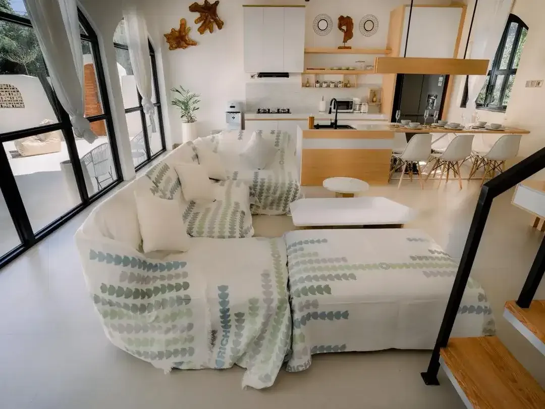 Vila Mewah 3 Kamar Tidur yang Dilengkapi Perabot di Ungasan, Sempurna untuk Keluarga - Image 8 of 10