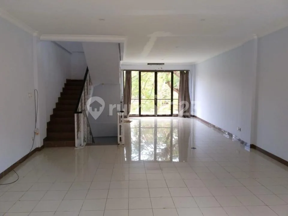 Ruko Murah Strategis 3 Lantai Istana Kuta Galeria Bali - Image 3 of 4