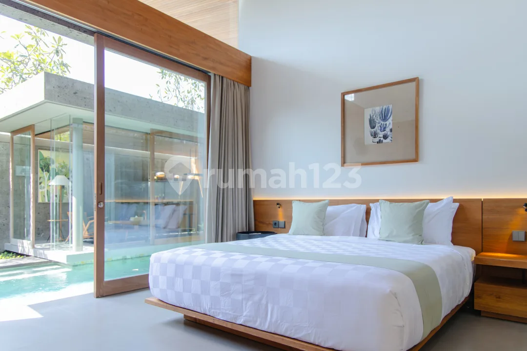 Exclusive And Premium 2 Bedroom Pool Villa In Canggu - Image 2 of 4