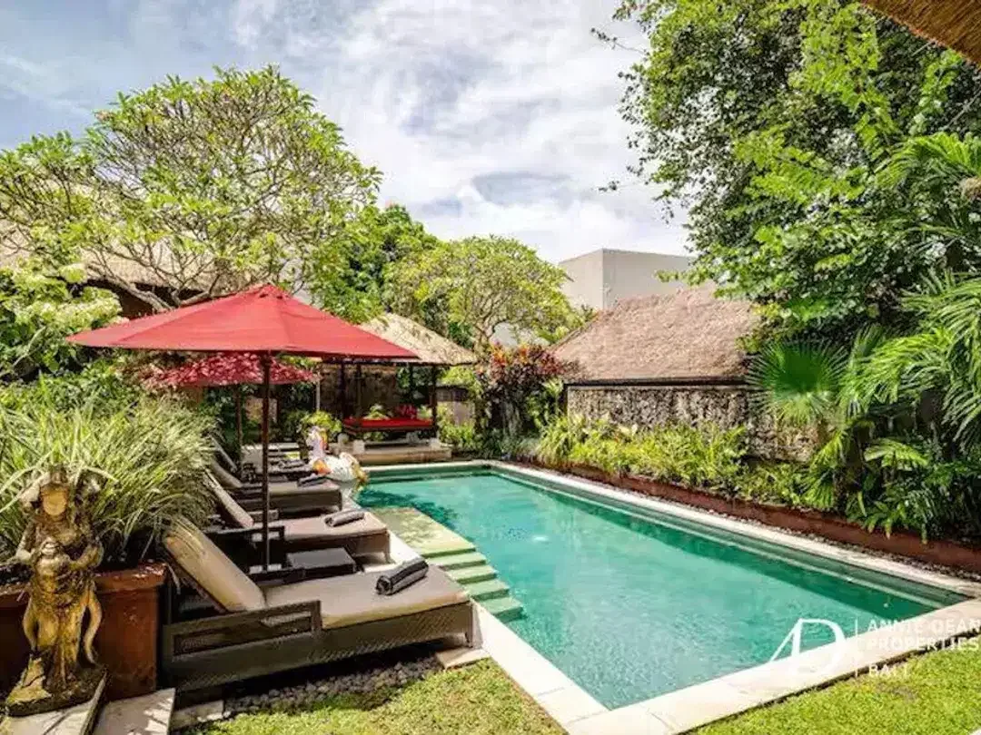 FREEHOLD | 3-BEDROOM TROPICAL VILLA IN PERERENAN CANGGU - Image 1 of 10