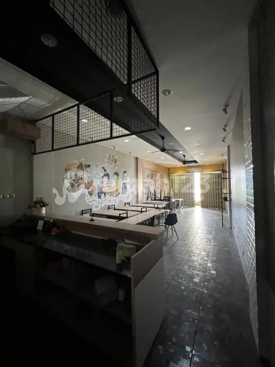 Dijual Ruko 3 Lantai di Jalan Dewi Sri Kuta - Image 2 of 4