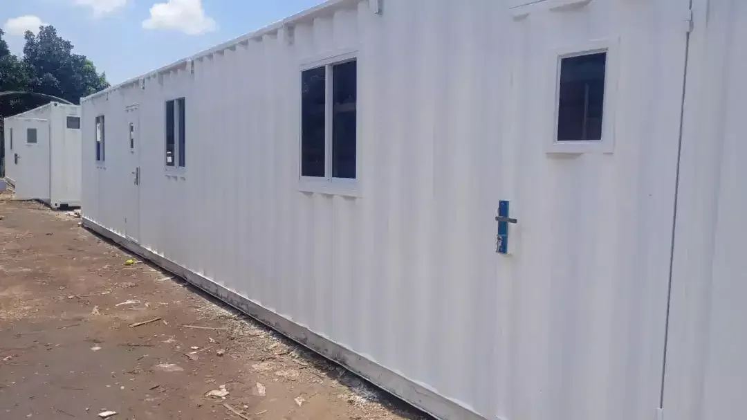 Container Kontainer Modif 20ft Untuk Usaha Barbershop atau Minimarket - Image 3 of 4