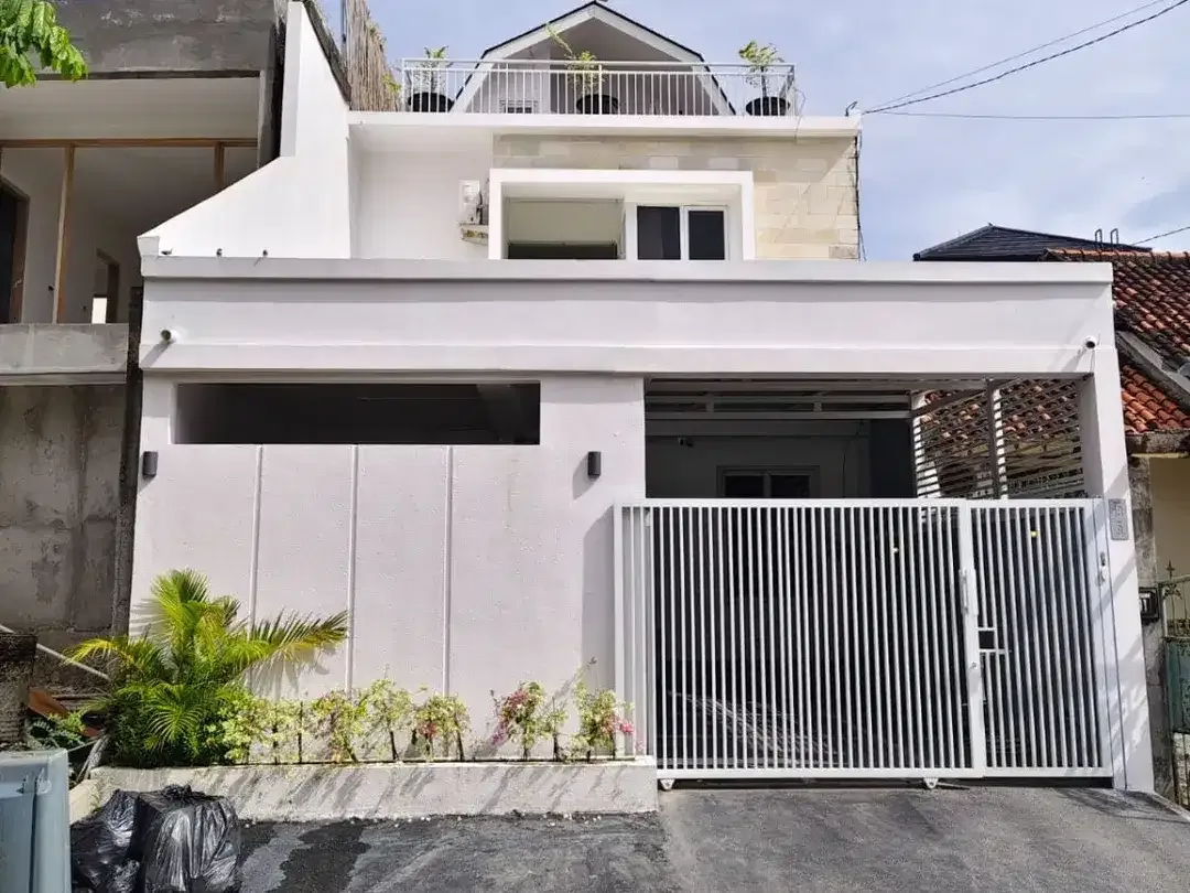 rumah 3 lantai siap huni di puri gading jimbaran,fully furnish,dkt GWK - Image 10 of 10
