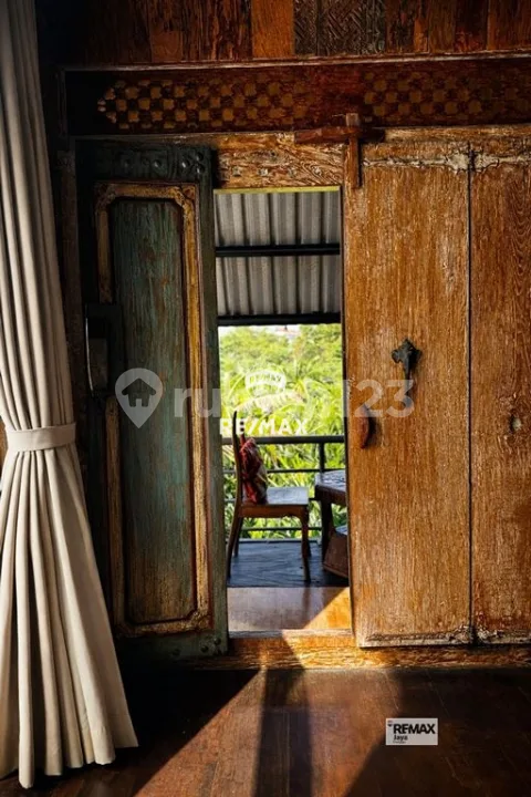 Stylish Rustic Mezzanine Living For Rent In Canggu - Image 3 of 4