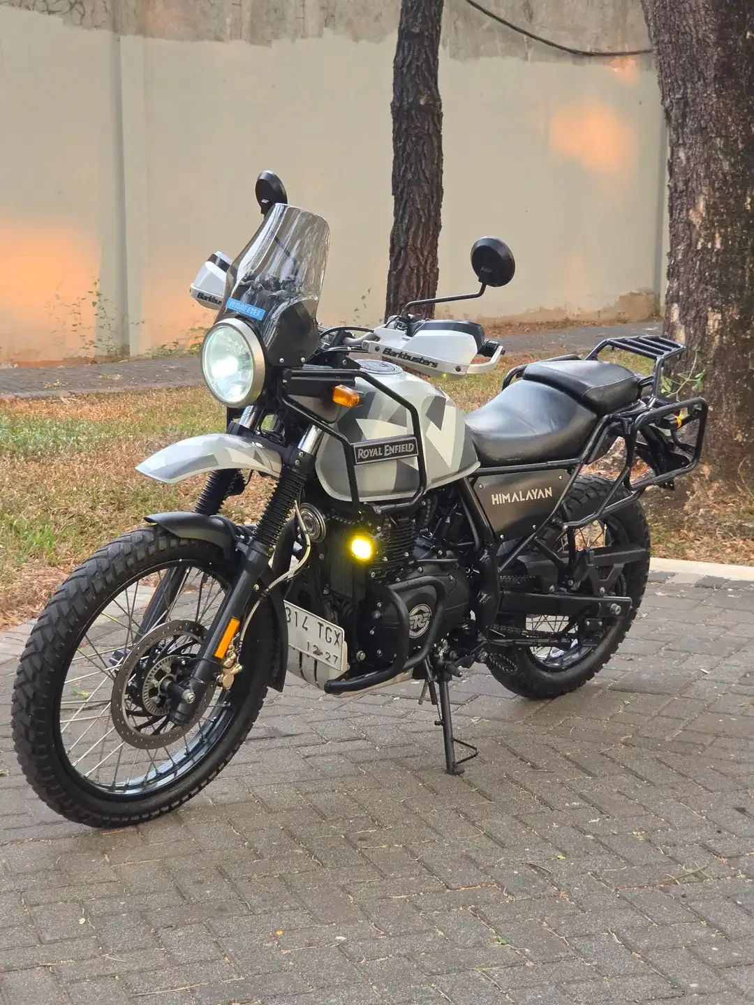 Moge Naked Royal Enfield Himalayan 411 Th 2020 ABS Siap Gas Turing - Image 8 of 9