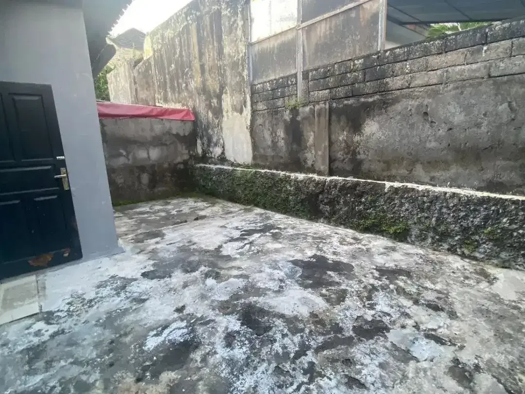 KESEMPATAN LANGKA RUMAH KONTRAKAN FASILITAS PARKIR MOBIL TERSEDIA - Image 2 of 7