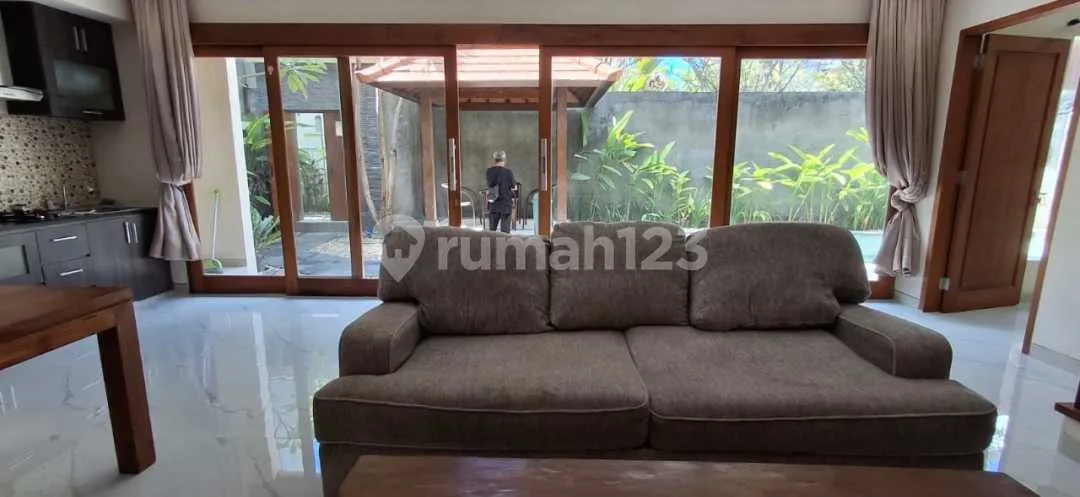 Disewakan Villa 3 Bedroom di Pusat Petitenget Bali - Image 4 of 4