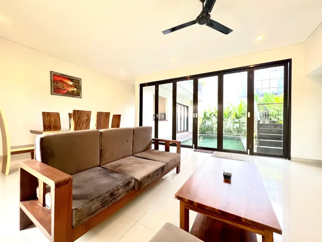 DIJUAL VILLA PREMIUM DUA LANTAI KAWASAN KUTA BADUNG BALI - Image 8 of 9