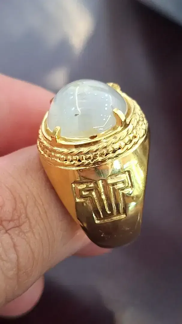 Mirah cempaka ceylon / natural sapphire srilanka - Image 2 of 4