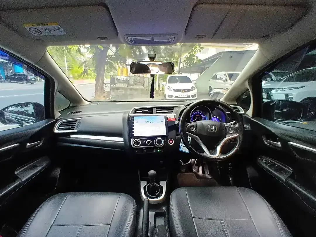 JAZZ RS GK5 MANUAL TAMPILAN GANTENG LOW KM SIAP PAKAI - Image 10 of 10