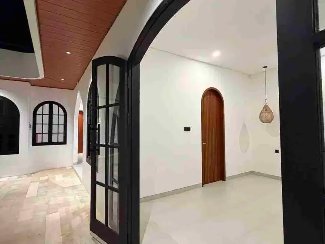 DIJUAL VILLA GAYA SANTORINI, MUNGGU, BADUNG, BALI - Image 4 of 10