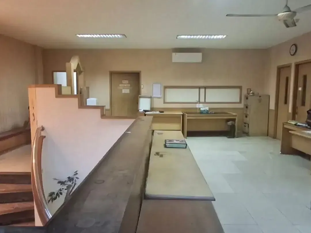 Disewakan RUKO KANTOR 3 lantai pusat bisnis Denpasar, Bali Lokasi Dauh Puri, Denpasar Bali - Image 1 of 8
