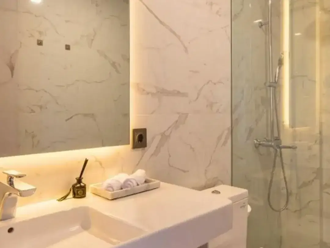 GRAND APARTEMENT IN PERERENAN CANGGU BADUNG - Image 8 of 10