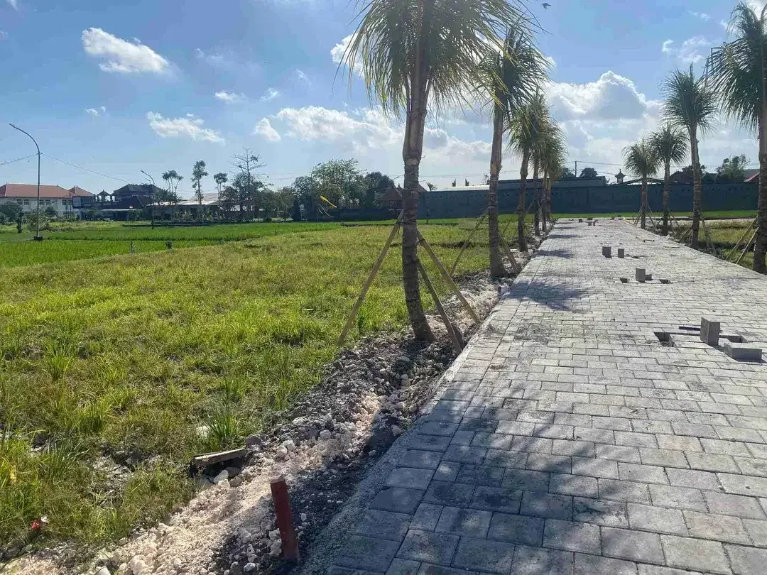 TERSEDIA UNIT TANAH KAVLING DI BUDUK MENGWI BADUNG YG BERADA DIKAWASAN PEMUKIMAN DAN VILLA DENGAN NILAI INVEST TINGGI , - Image 4 of 10
