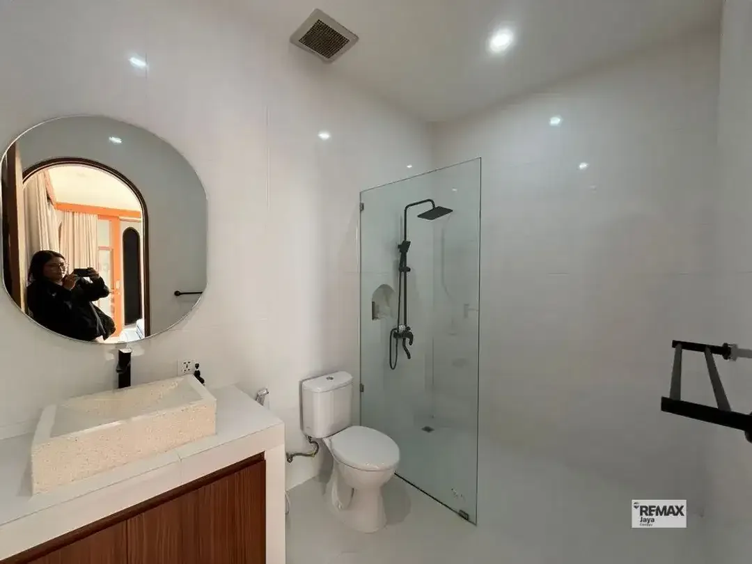 Fully Furnished Villa For Rent In Padonan, Canggu Area - Image 10 of 10