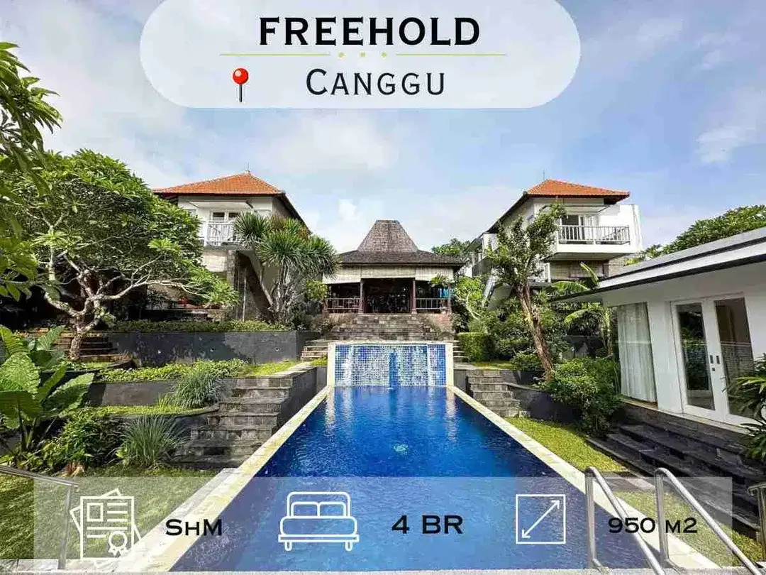 Traditional Meets Modern Villa with Rice Field View in Canggu - Image 1 of 10