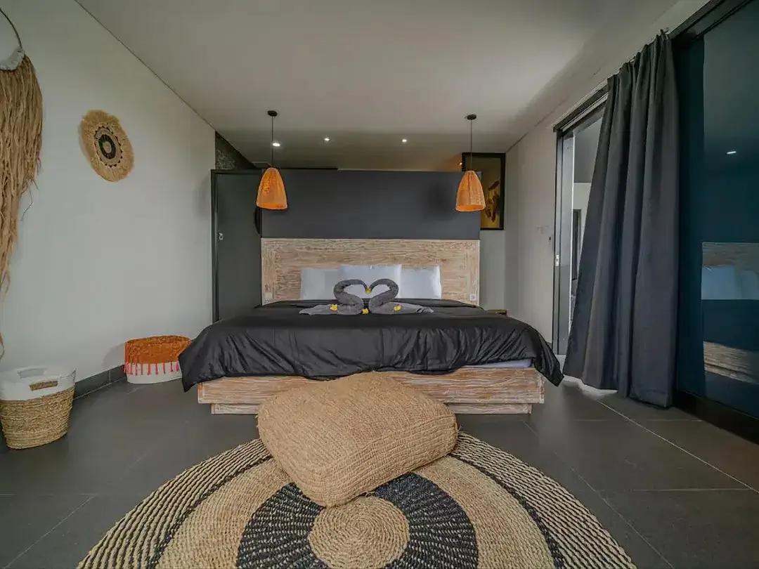 3 Bedroom Villa with Ocean View in Jimbaran for Rent Yearly - Image 2 of 10