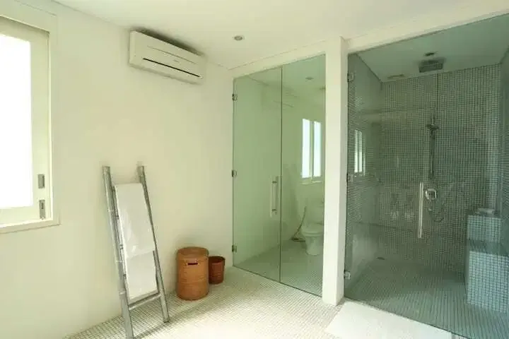 Villa Mewah Tepi Pantai Ketewel Luas dan Strategis - Image 4 of 10
