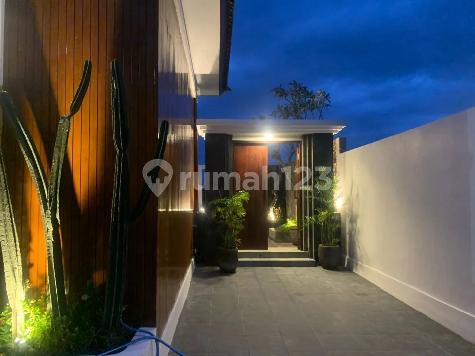 Modern Minimalist 3Br Villa Near Kedungu Beach (Freehold) - Image 2 of 4