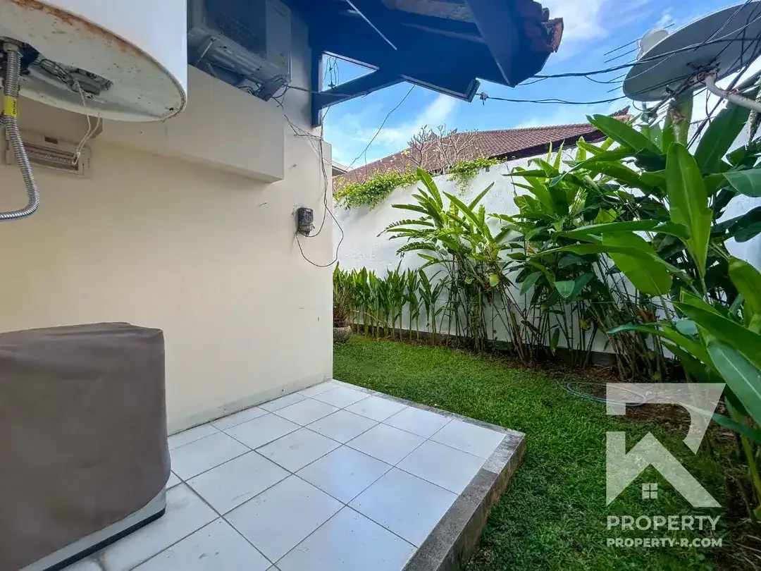 Villa Kontemporer Menghadap Taman di Pusat Sanur – Sewa Tahunan - Image 10 of 10