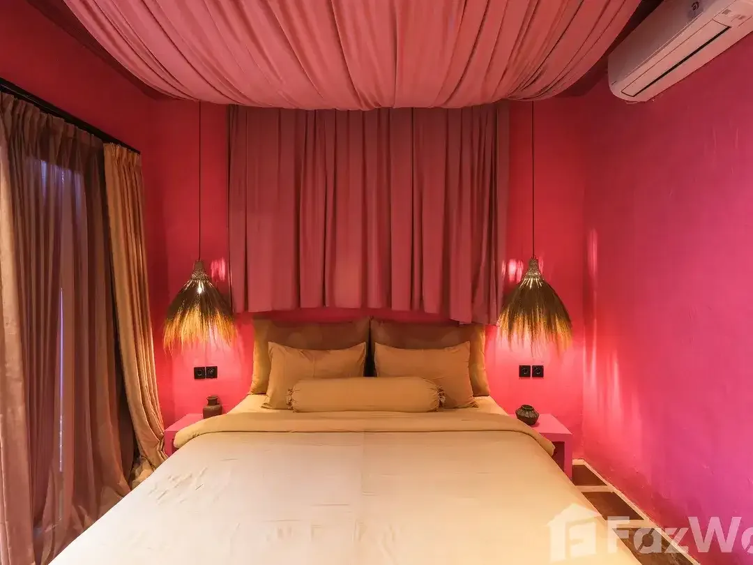 8 Bedroom Hotel for sale in Kerobokan, Bali - Image 8 of 10