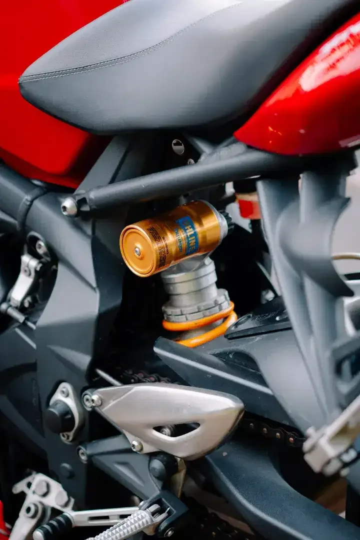 Triumph Street Triple 675 2012, FP, FULL OHLINS, modif banyak - Image 10 of 10