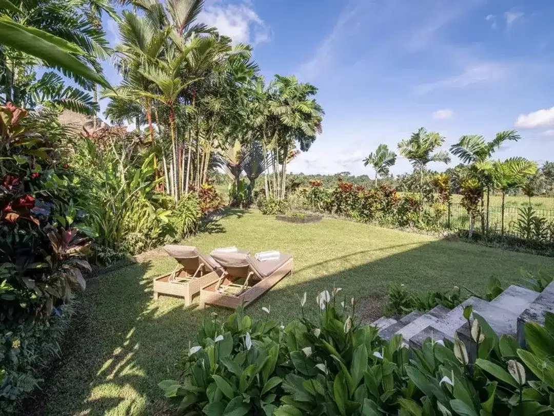 FREEHOLD | COLONIAL-STYLE VILLA WITH JUNGLE AND RICE FIELD VIEWS - UBUD TEGALLALANG - Image 6 of 10
