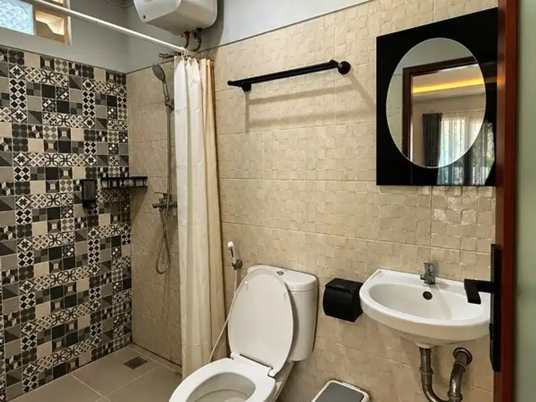 [AMR-215.DBG.B401] Monthly Rent Suite Room in Renon – Comfortable Living, Strategic Location! - Image 5 of 10